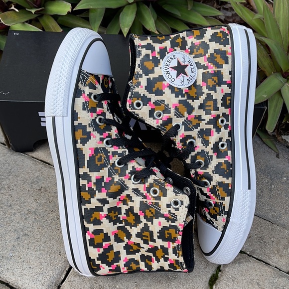 CONVERSE CTAS HI WMNS - Picture 13 of 16